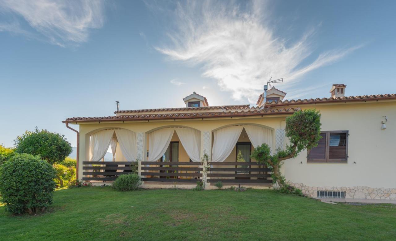 Casa Fiore Pula Bagian luar foto