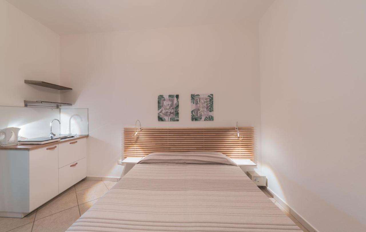 Casa Fiore Pula Bagian luar foto